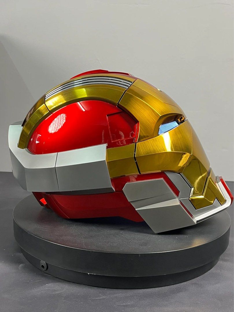 IRON MAN HEARTBREAKER HELMET MK17
